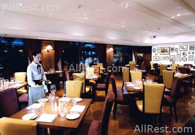 The Dusit Thani Hotel 9